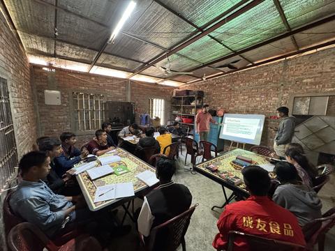 Theory class — wide view of students during soil science lecture